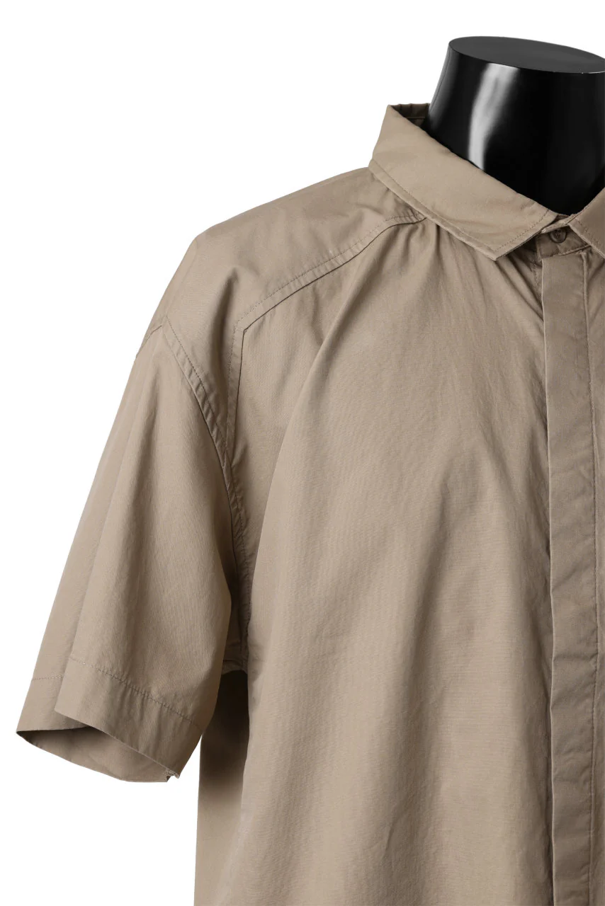 entire studios ZIP POCKET SHORT SLEEVE SHIRT (CAMEL) - Image 9