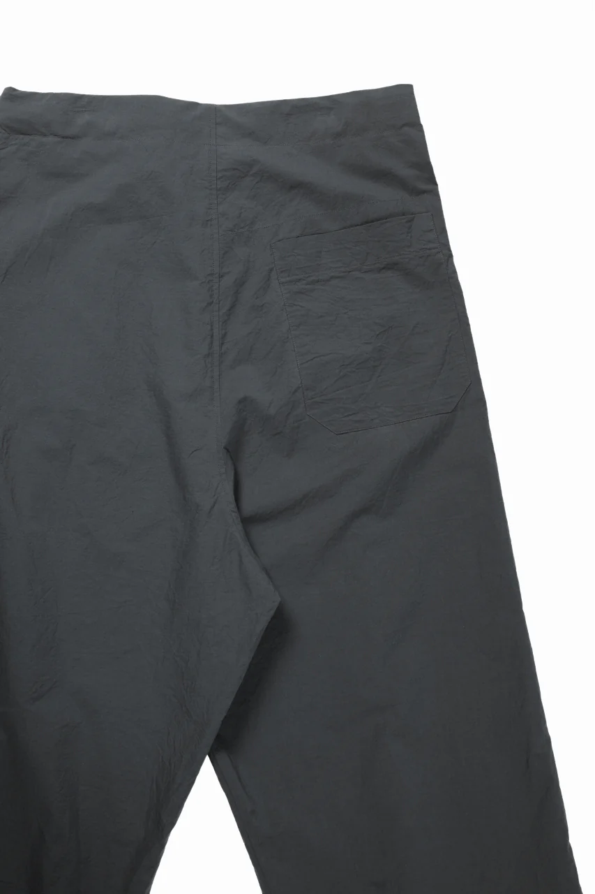 forme d'expression Harem Pants / FC7A (Carbon) - Image 16