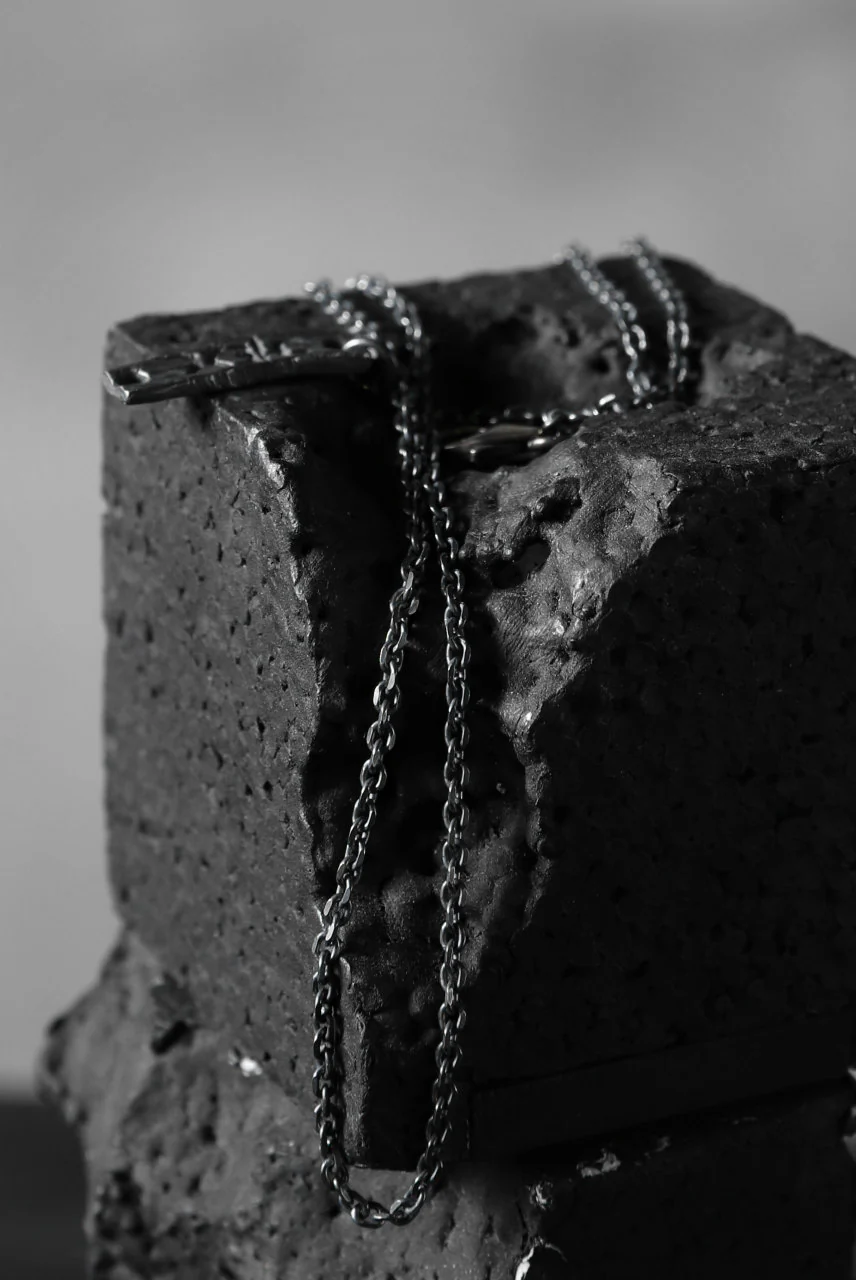 GASPARD HEX Mandorla Pendant / 60cm chain - Image 13