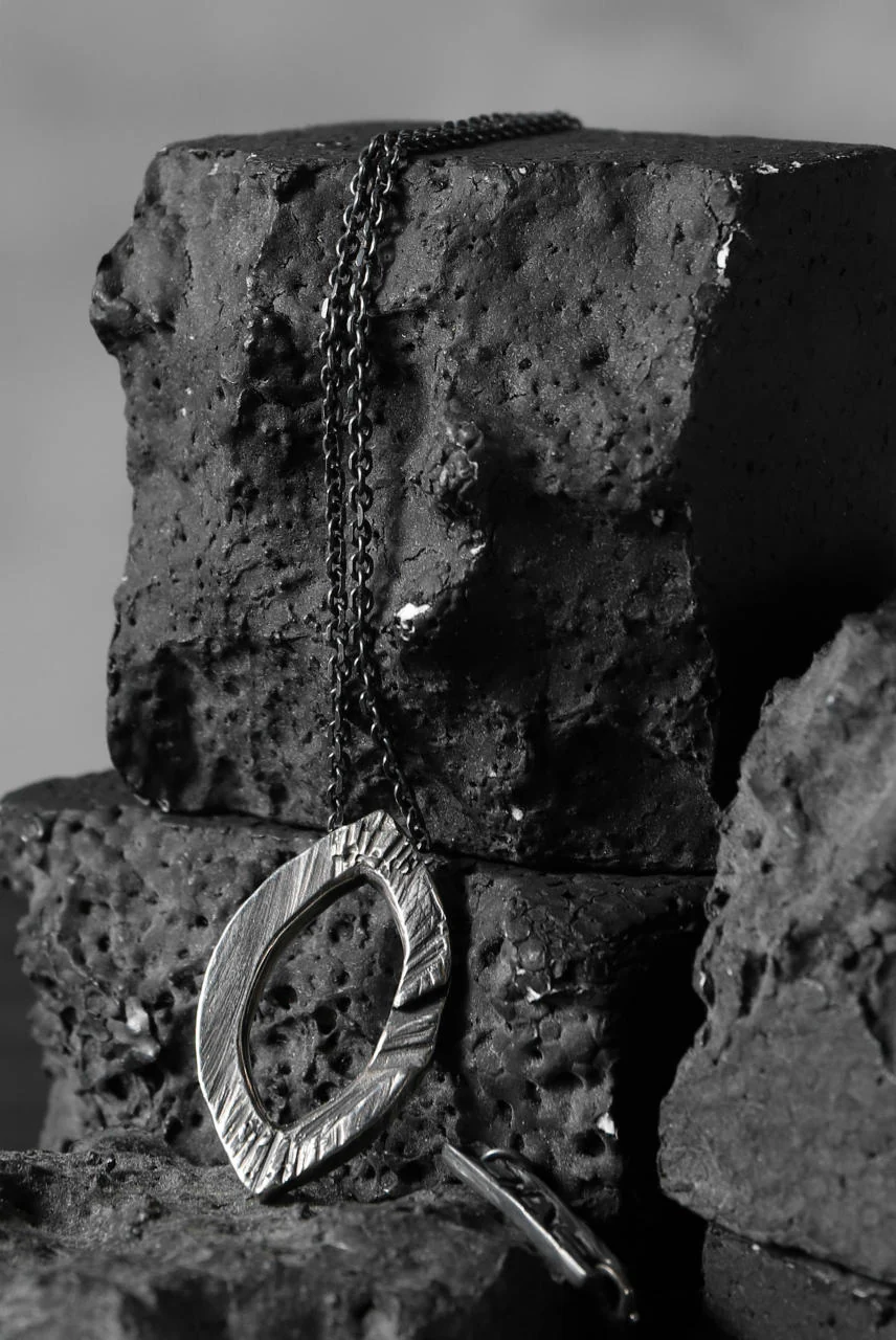 GASPARD HEX Mandorla Pendant / 60cm chain - Image 3