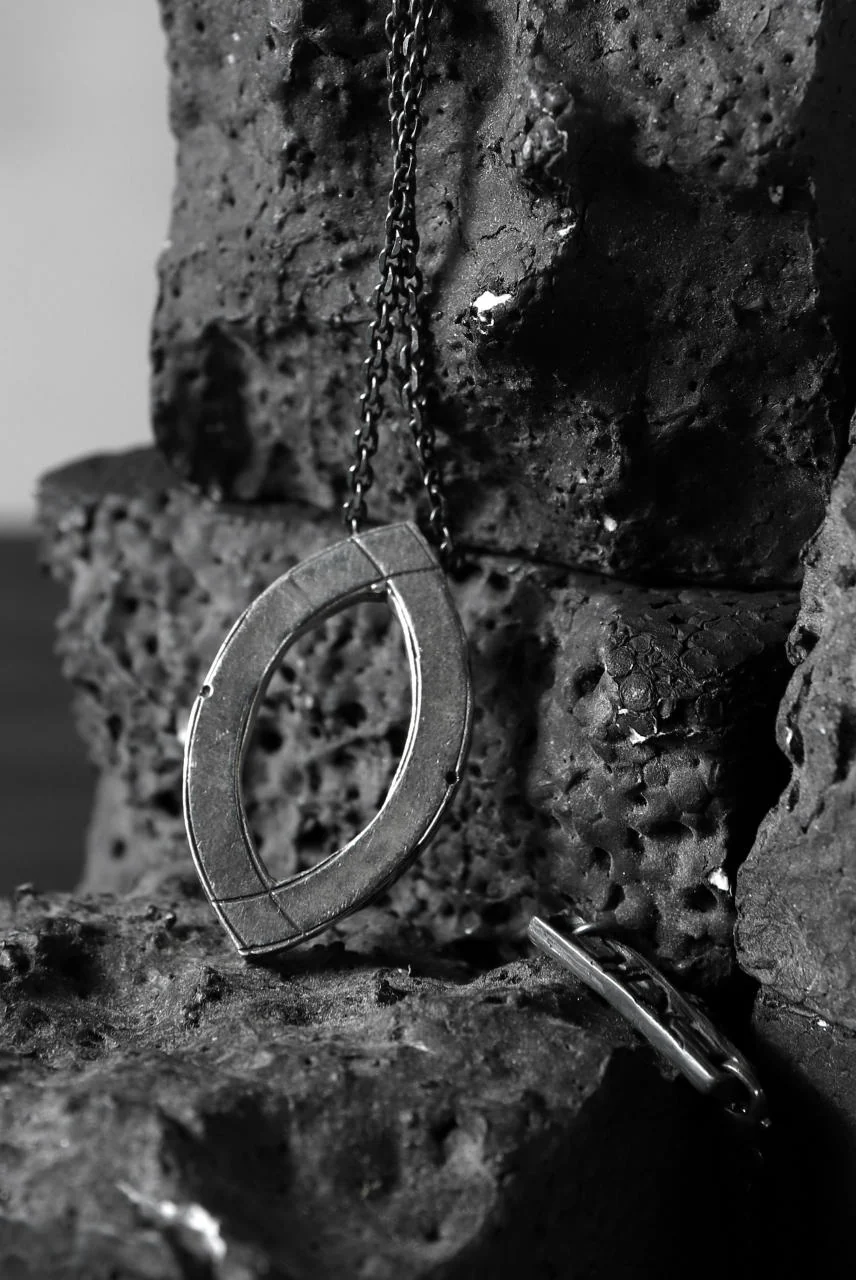 GASPARD HEX Mandorla Pendant / 60cm chain - Image 5