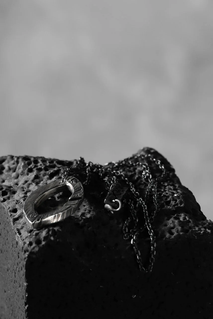 GASPARD HEX Mandorla Pendant / 60cm chain - Image 8