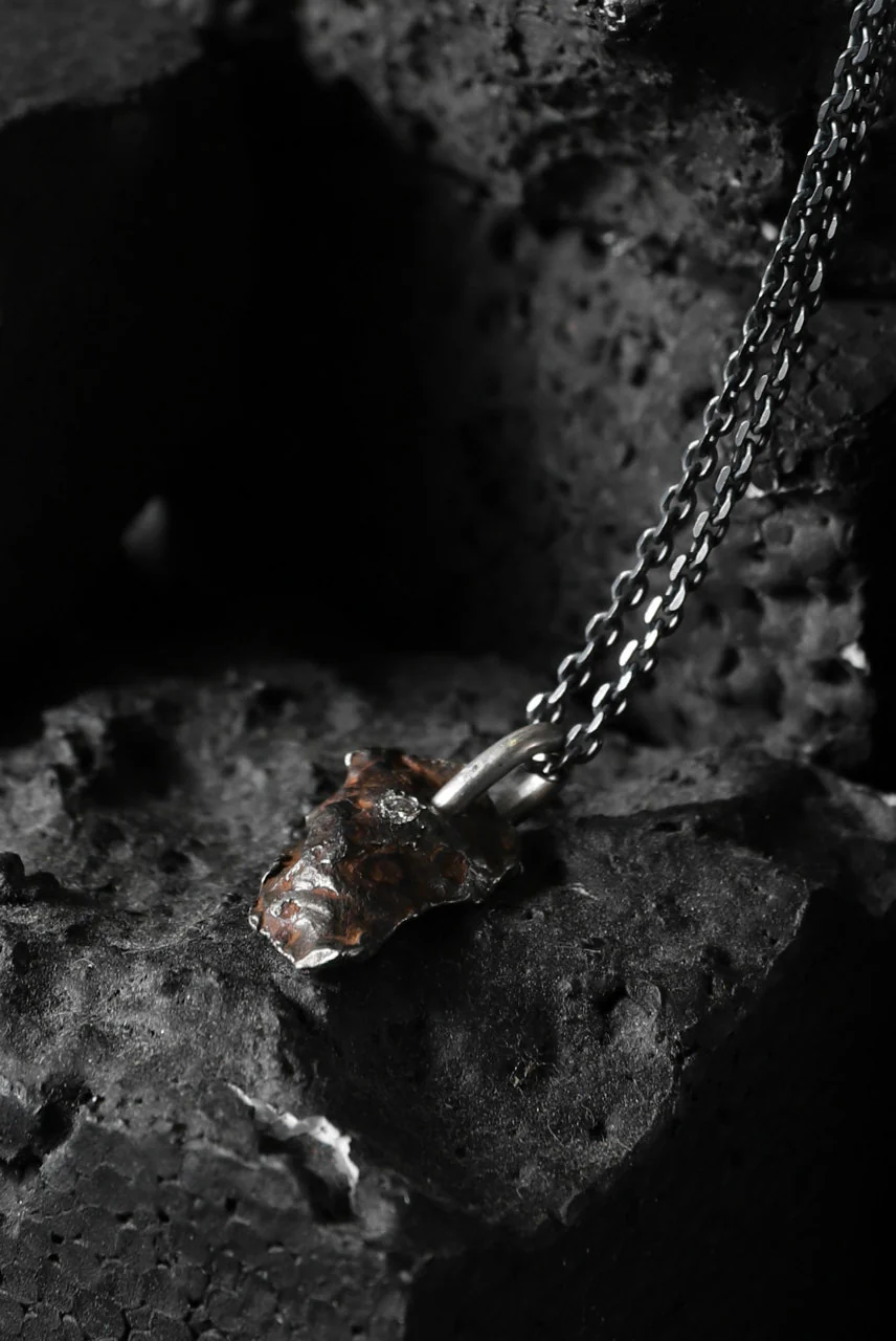 GASPARD HEX Meteorite Pendant with White Diamond / 60cm chain - Image 10