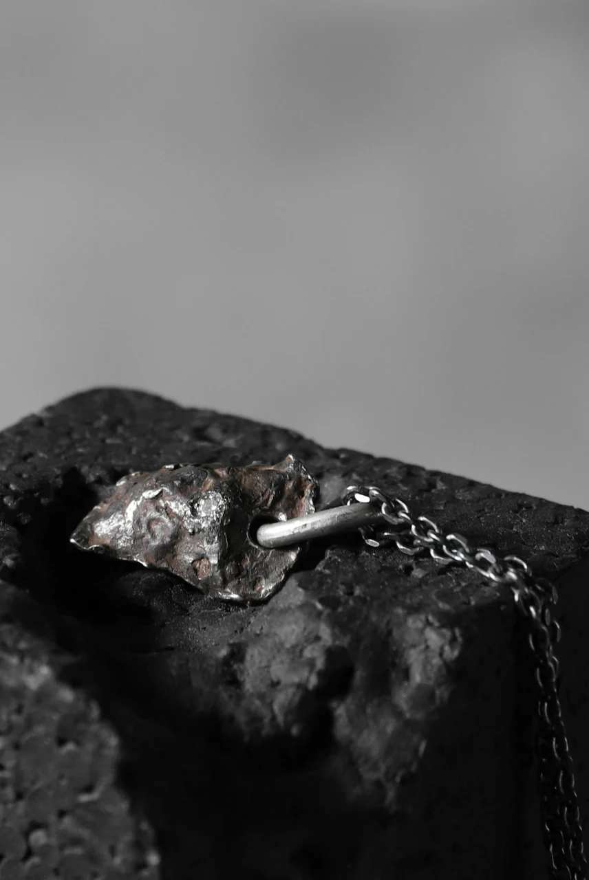 GASPARD HEX Meteorite Pendant with White Diamond / 60cm chain - Image 7