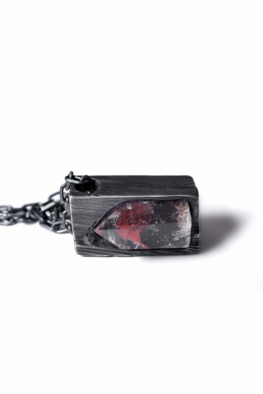 GASPARD HEX Quartz Inclusion Pendant Small 52cm chain - Image 5