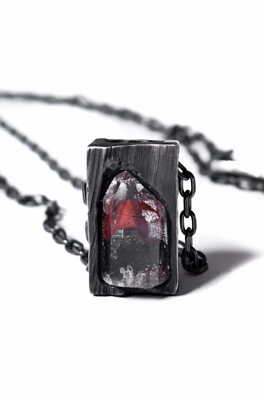 GASPARD HEX Quartz Inclusion Pendant Small 52cm chain - Image 6