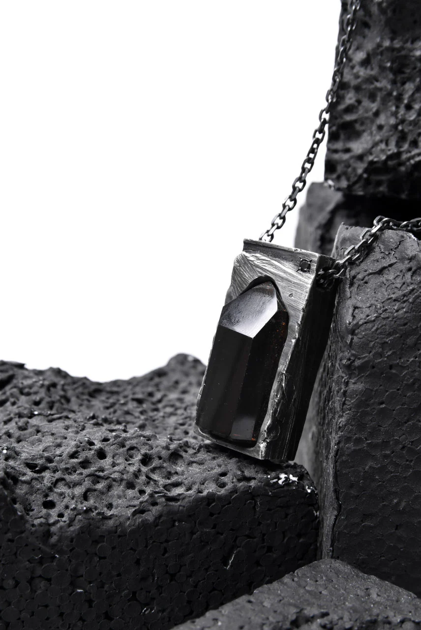GASPARD HEX Quartz Inclusion Pendant XL with Black Diamond - Image 13