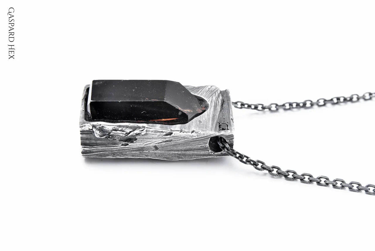 GASPARD HEX Quartz Inclusion Pendant XL with Black Diamond - Image 15
