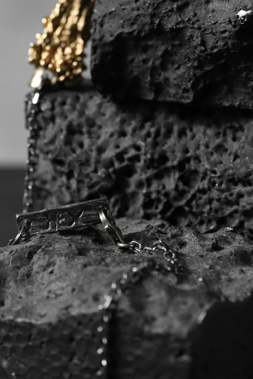 GASPARD HEX Small Horn gold plated bronze / 70cm chain - Image 15