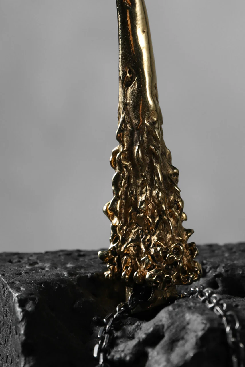 GASPARD HEX Small Horn gold plated bronze / 70cm chain - Image 9