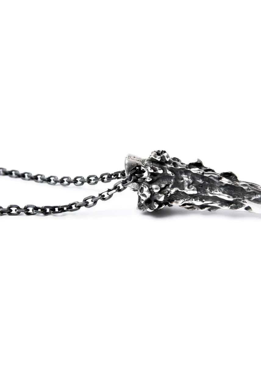 GASPARD HEX Small Horn Silver 80cm chain - Image 8