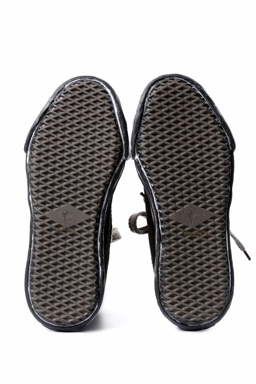 ISAMU KATAYAMA BACKLASH xx Maison MIHARA YASUHIRO “PETERSON” OG SOLE STEER SUEDE GARMENT-DYED HIGH-TOP SNEAKER (BLACK) - Image 24