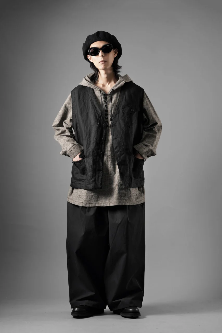 KLASICA "MALAKOFF" DECONSTRUCTED WORK WEAR VEST / CRISP FINISH AIRLY MICRO DOBBY (BLACK) - Image 15