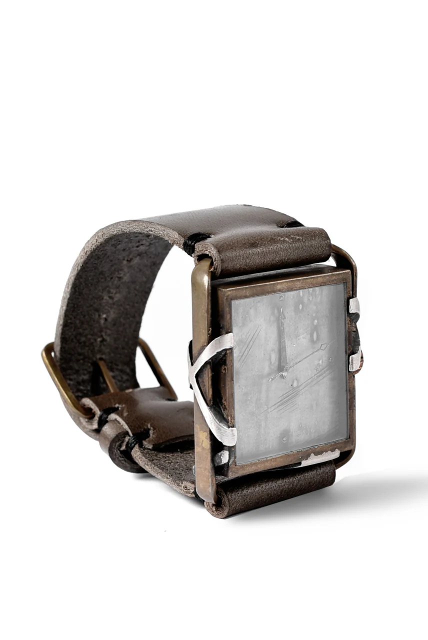 TACET x ESDE - Pyramid watch in brass with Black Diamond (Automatic) - Image 11