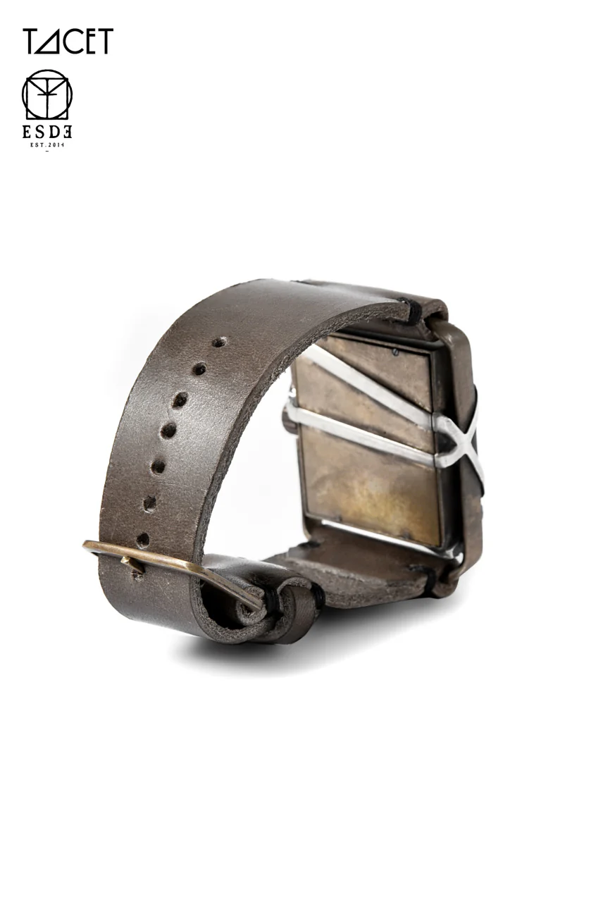 TACET x ESDE - Pyramid watch in brass with Black Diamond (Automatic) - Image 16