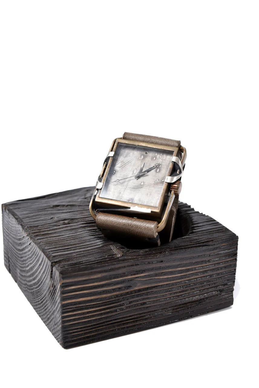 TACET x ESDE - Pyramid watch in brass with Black Diamond (Automatic) - Image 23