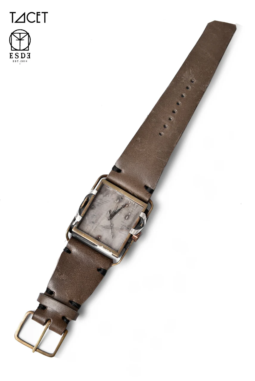 TACET x ESDE - Pyramid watch in brass with Black Diamond (Automatic) - Image 27