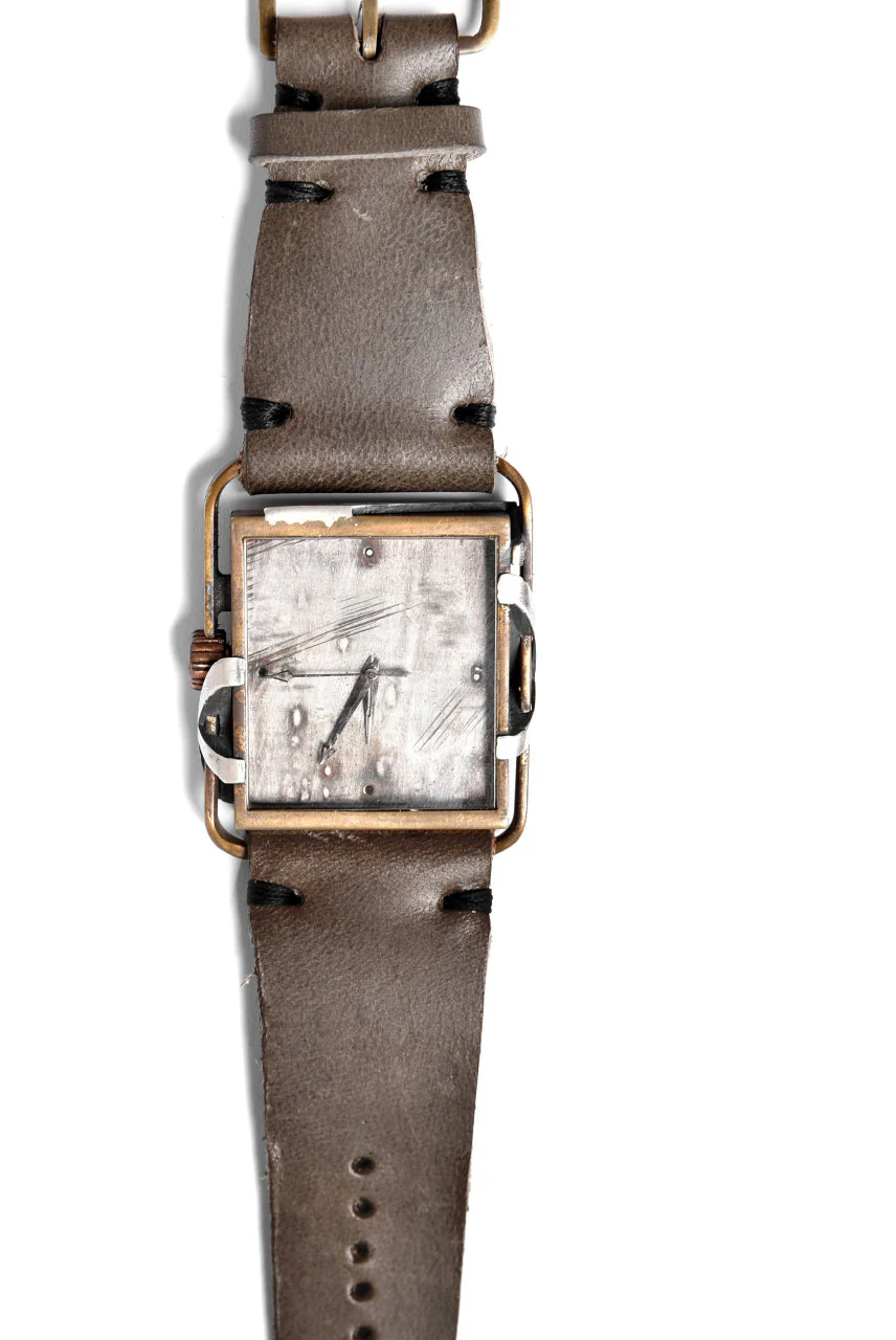 TACET x ESDE - Pyramid watch in brass with Black Diamond (Automatic) - Image 28