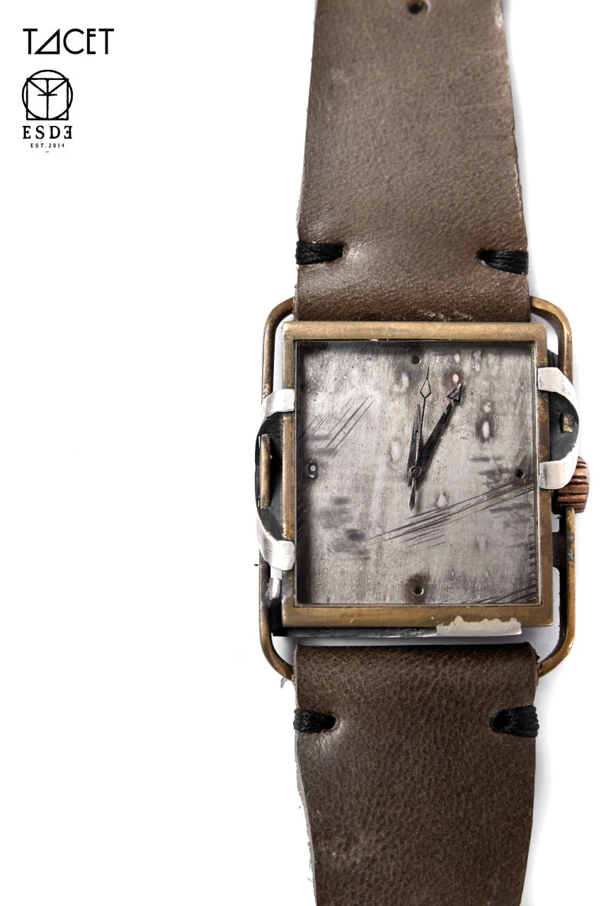 TACET x ESDE - Pyramid watch in brass with Black Diamond (Automatic) - Image 29