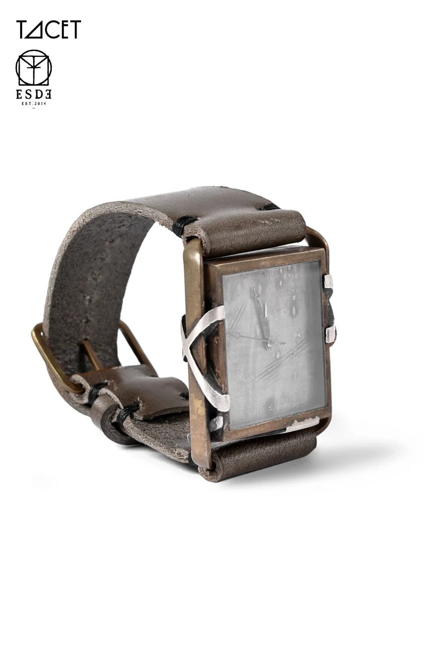 TACET x ESDE - Pyramid watch in brass with Black Diamond (Automatic) - Image 3