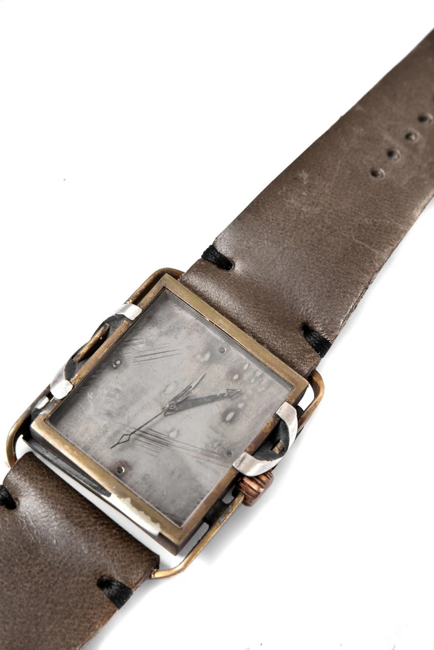 TACET x ESDE - Pyramid watch in brass with Black Diamond (Automatic) - Image 32