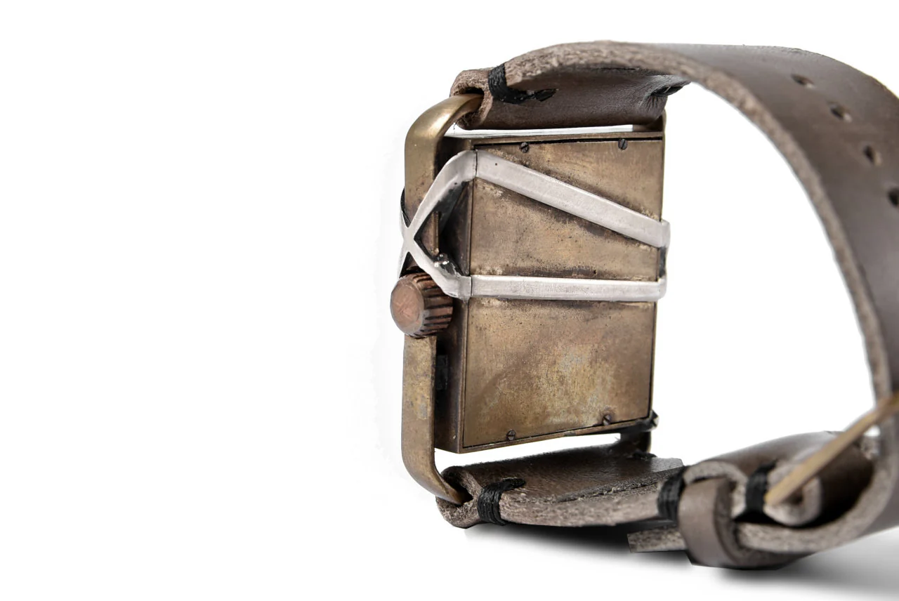 TACET x ESDE - Pyramid watch in brass with Black Diamond (Automatic) - Image 46