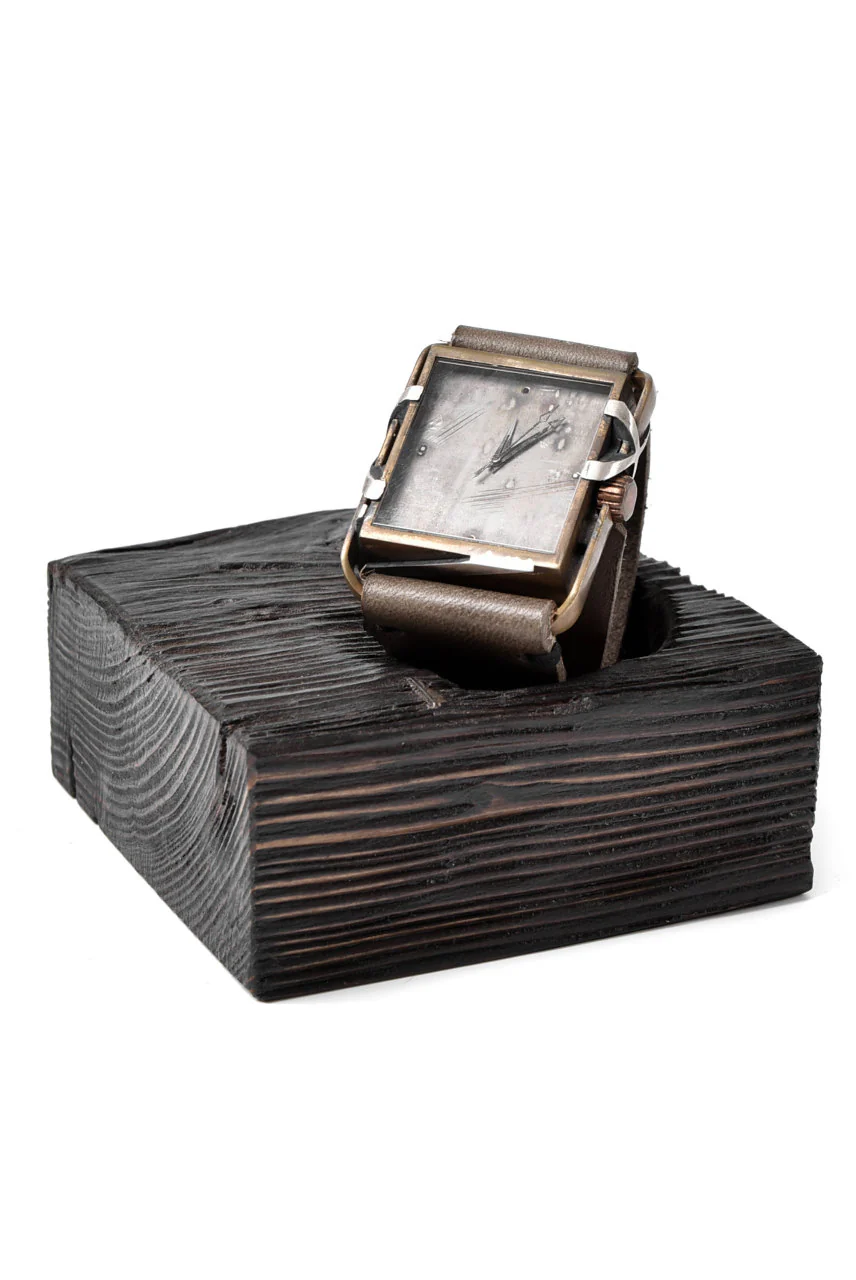 TACET x ESDE - Pyramid watch in brass with Black Diamond (Automatic) - Image 9